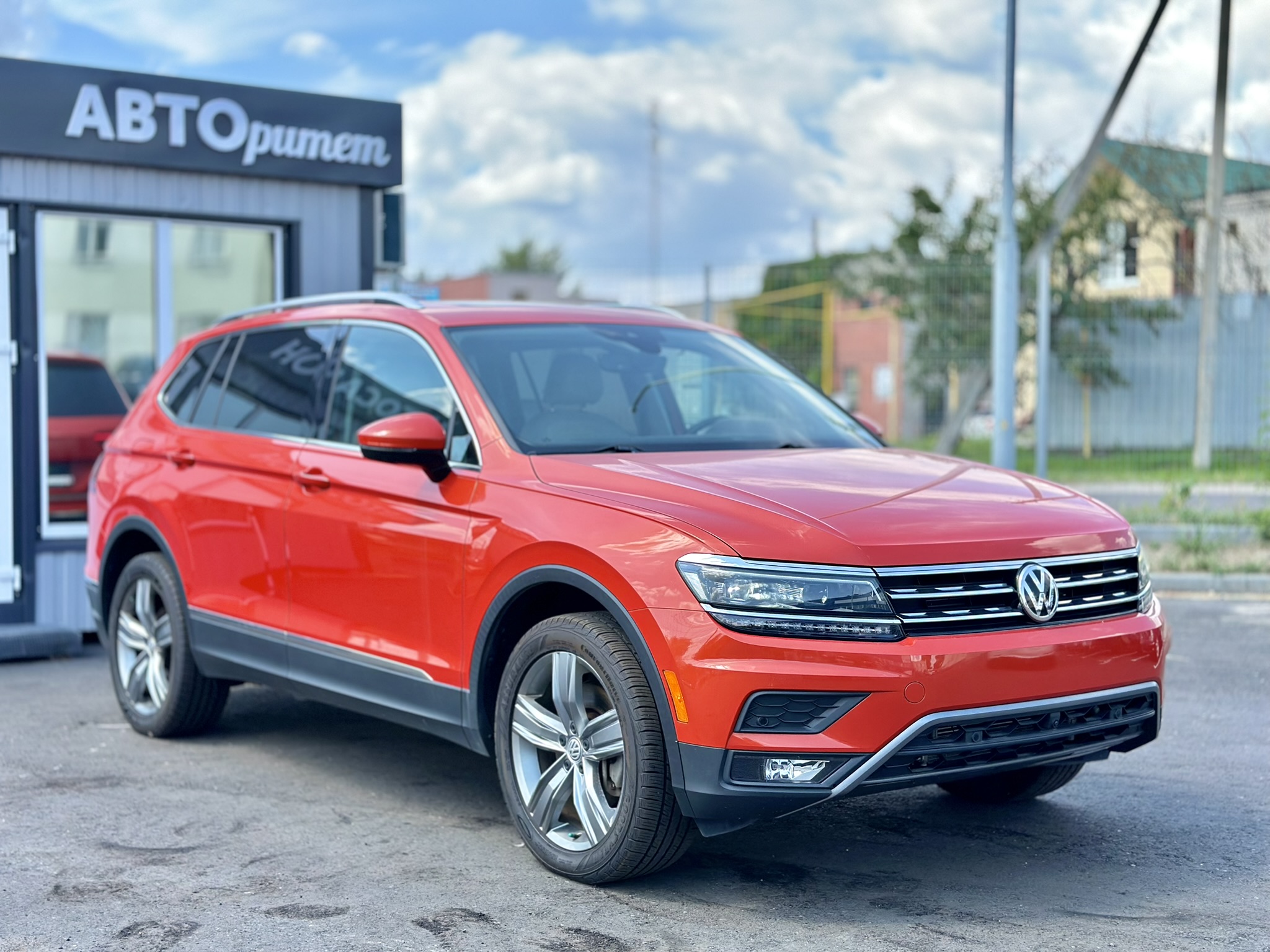 Volkswagen Tiguan SEL Premium 2019 Бензин