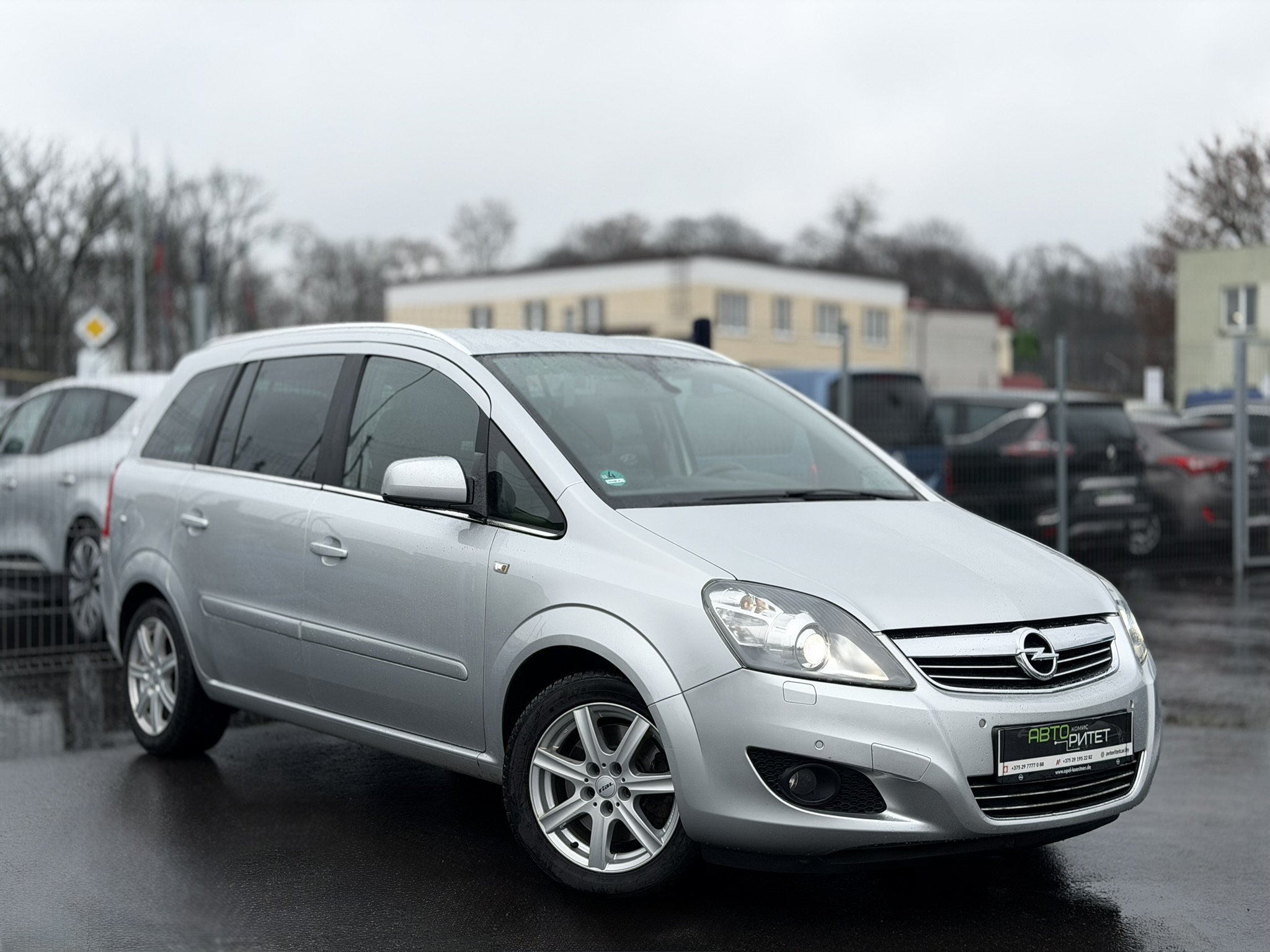 Opel Zafira B 2013 Дизель