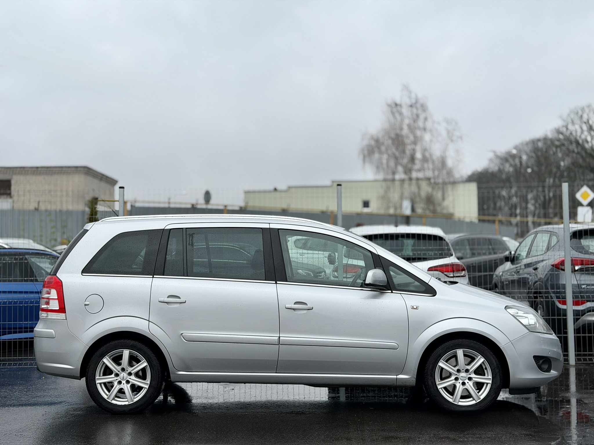 Opel Zafira B 2013 Дизель