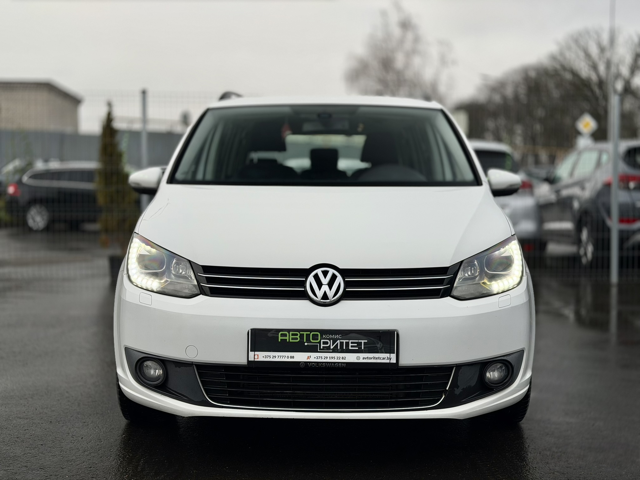 Volkswagen Touran I 2 Rest 2011 Бензин