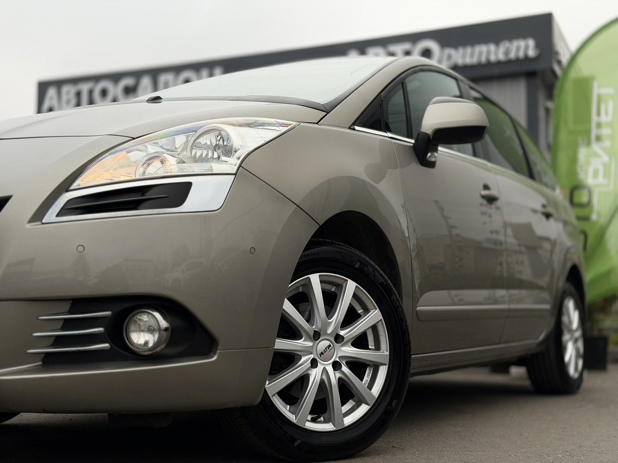 Peugeot 5008 2012 Дизель