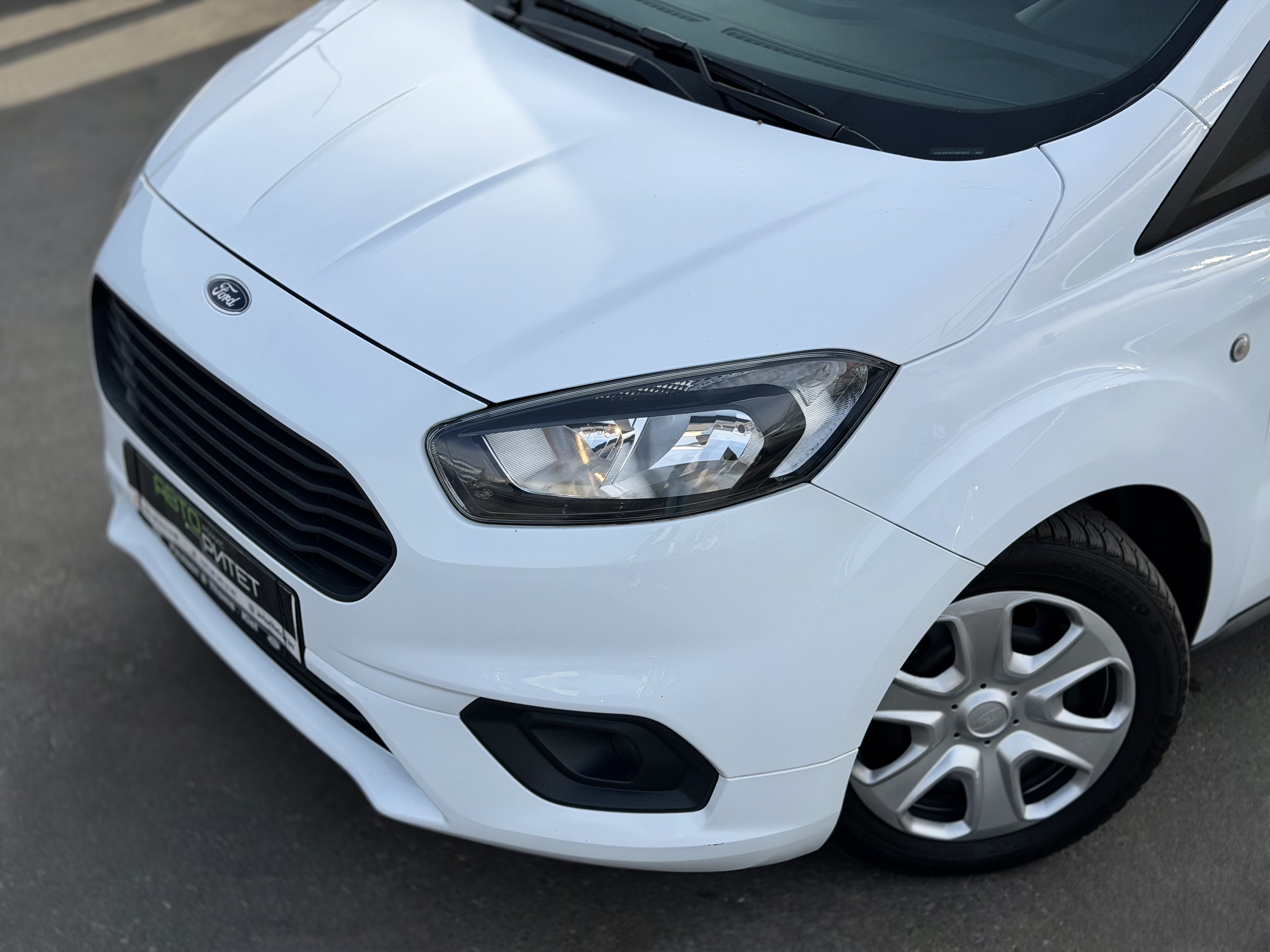 Ford Tourneo Courier 2022 Дизель