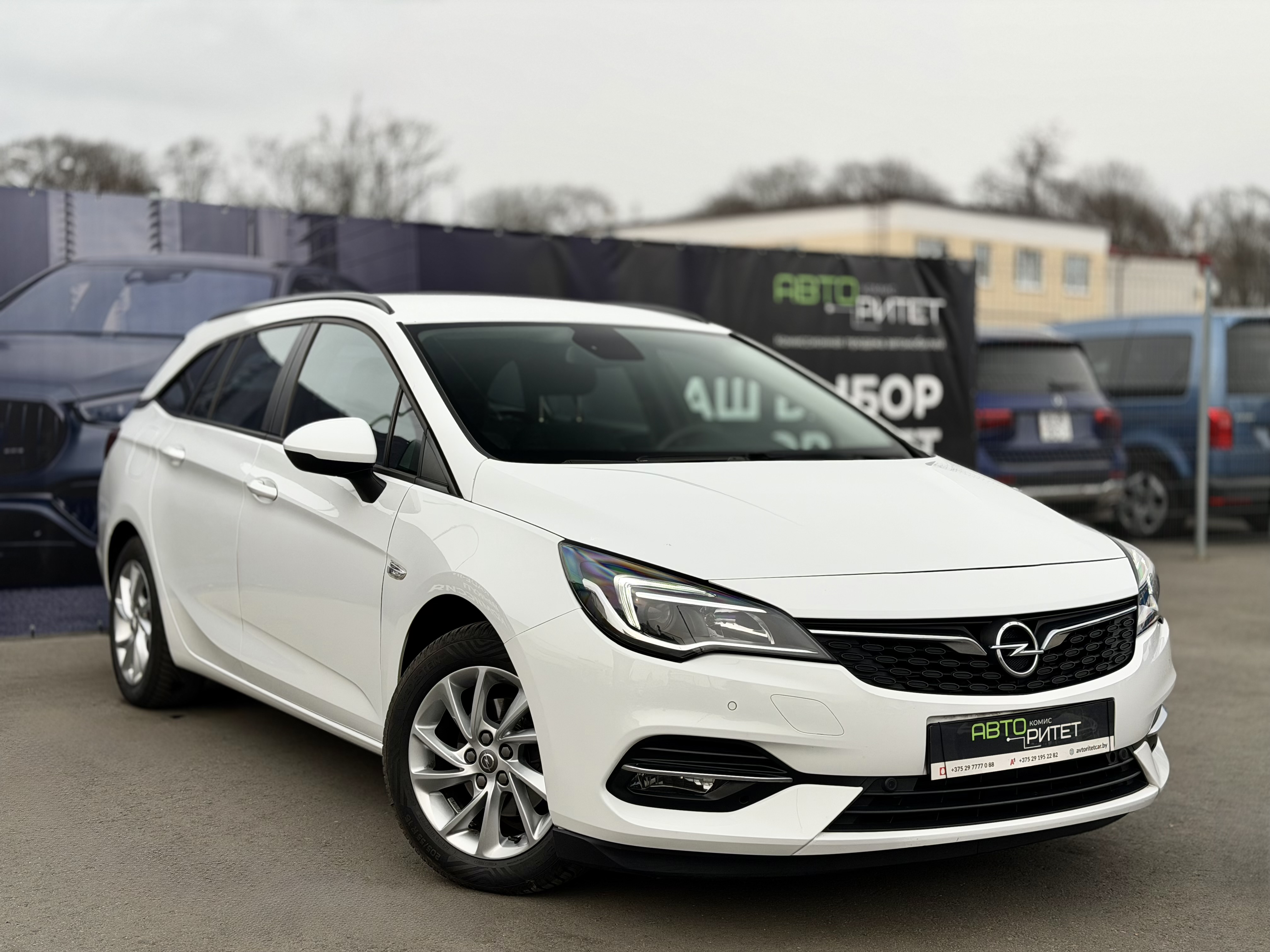 Opel Astra 2020 Бензин