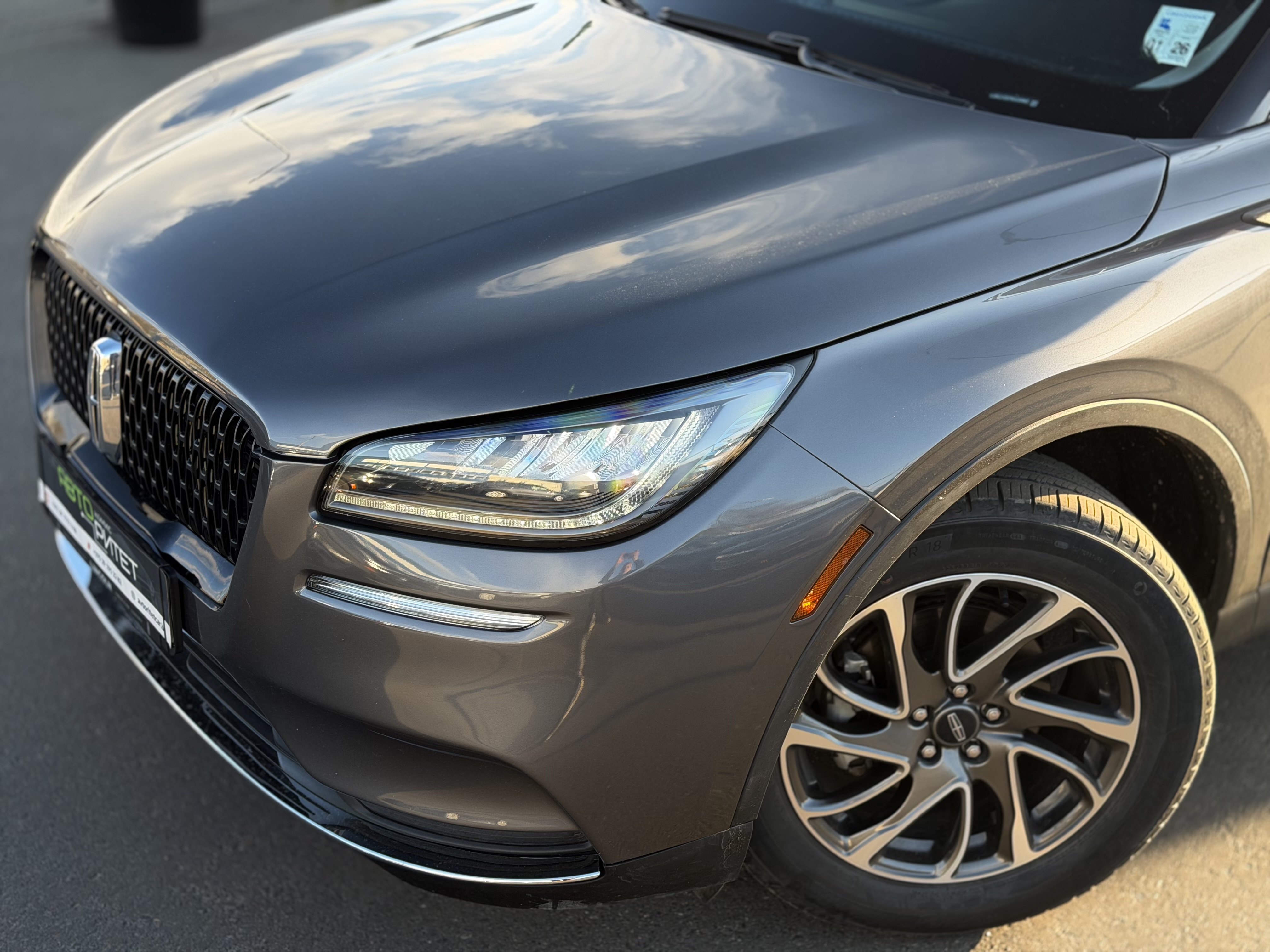 Lincoln Corsair 2021 Бензин