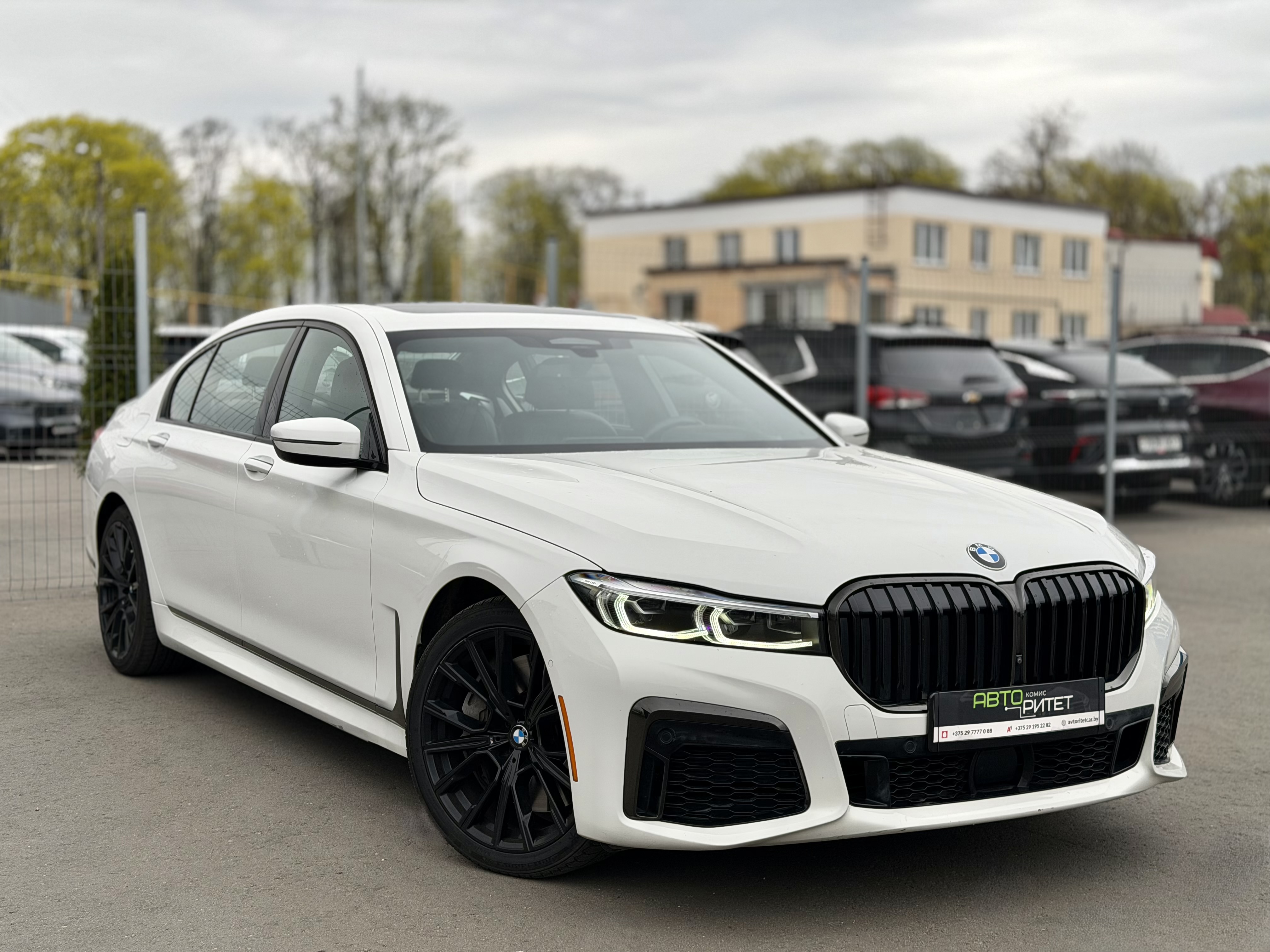 BMW 7-Series G12 (Long) 2022 Бензин