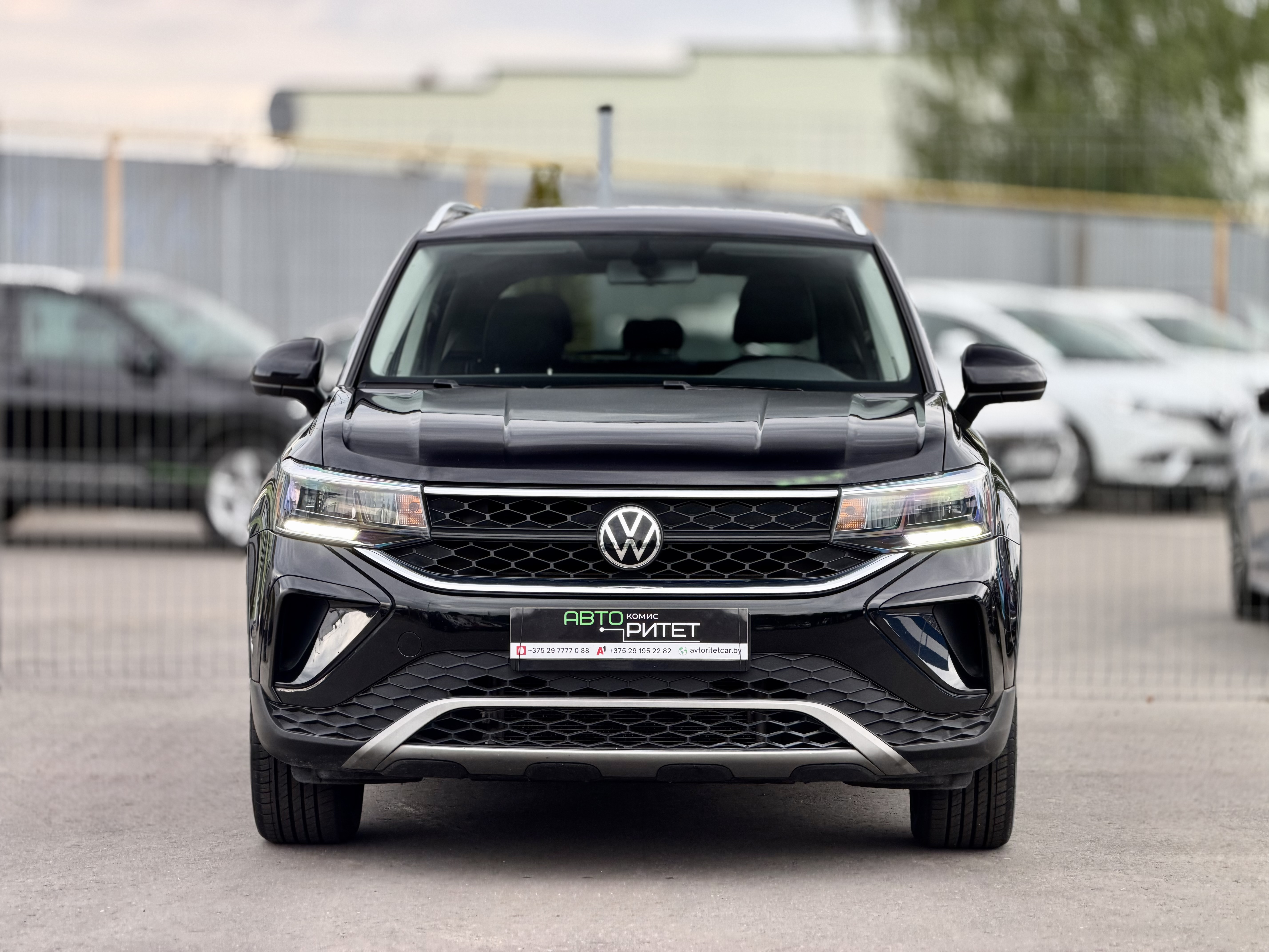 Volkswagen Taos 2022 Бензин