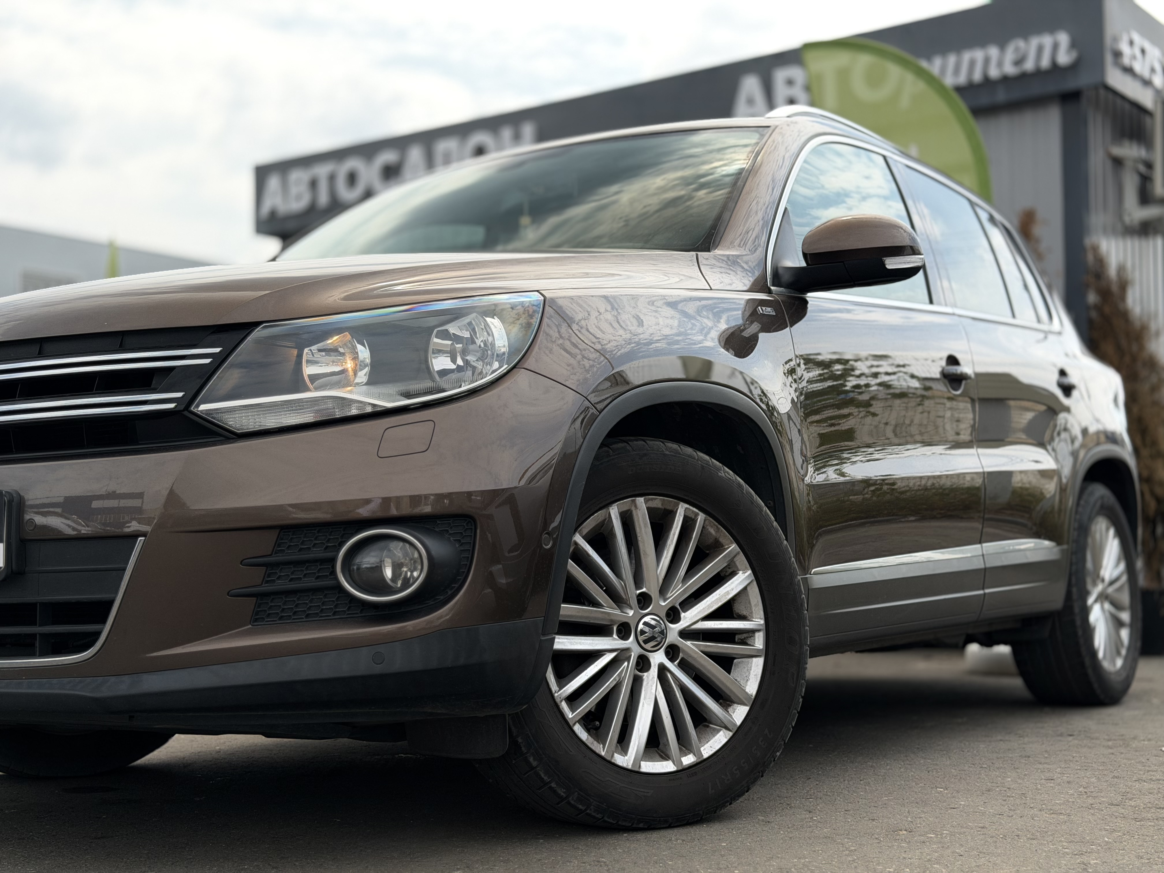 Volkswagen Tiguan 2014 Бензин